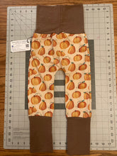 Load image into Gallery viewer, CLEARANCE 9mo-3T Fall Pumpkin Maxaloones