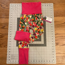 Load image into Gallery viewer, CLEARANCE 9mo-3T Tulips Maxaloones