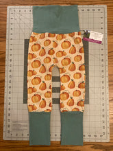 Load image into Gallery viewer, CLEARANCE 9mo-3T Fall Pumpkin Maxaloones