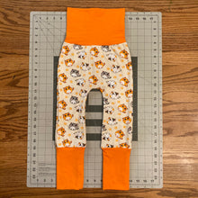 Load image into Gallery viewer, CLEARANCE 9mo-3T Cartoon Cats Maxaloones