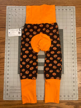 Load image into Gallery viewer, CLEARANCE 9mo-3T Halloween Orange Sparkle Pumpkins Maxaloones