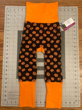 Load image into Gallery viewer, CLEARANCE 9mo-3T Halloween Orange Sparkle Pumpkins Maxaloones