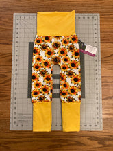 Load image into Gallery viewer, CLEARANCE 9mo-3T Sunflower Maxaloones