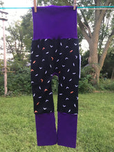 Load image into Gallery viewer, CLEARANCE 9mo-3T Halloween Bats with Purple Bands Maxaloones
